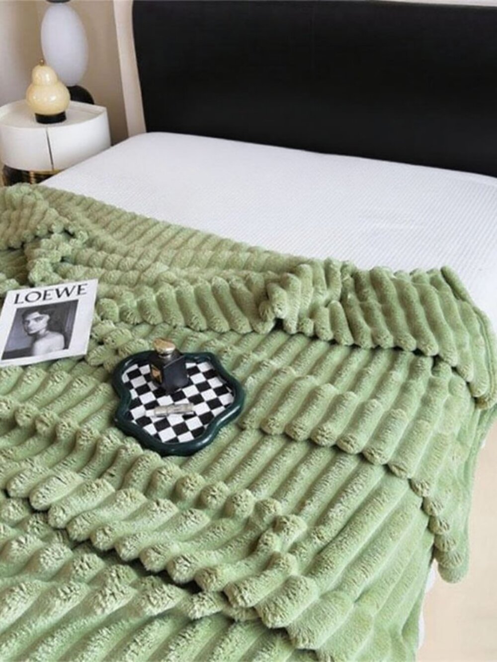 Ribbed Plush Throw Blanket